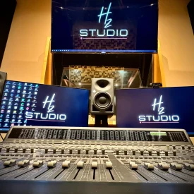 Postproduktion & Sounddesign — Hertz Studio München